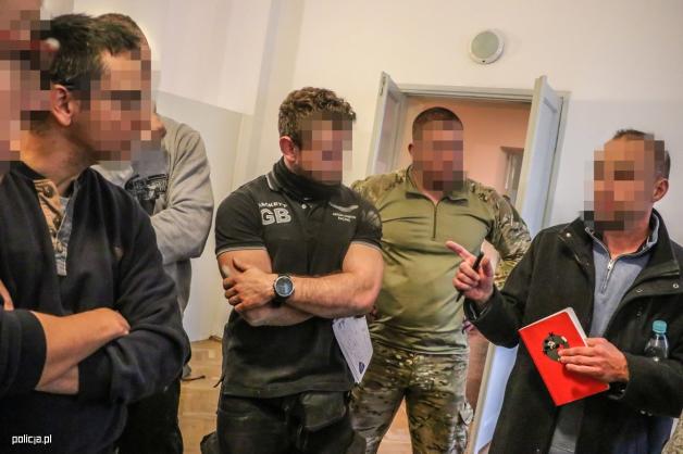 [VIDEO] Od ćwiczeń do działań. Wspólne szkolenie funkcjonariuszy CPKP „BOA”, SPKP oraz policyjni instruktorzy z NYPD (USA), RAID i BRI (Francja) Od ćwiczeń do działań